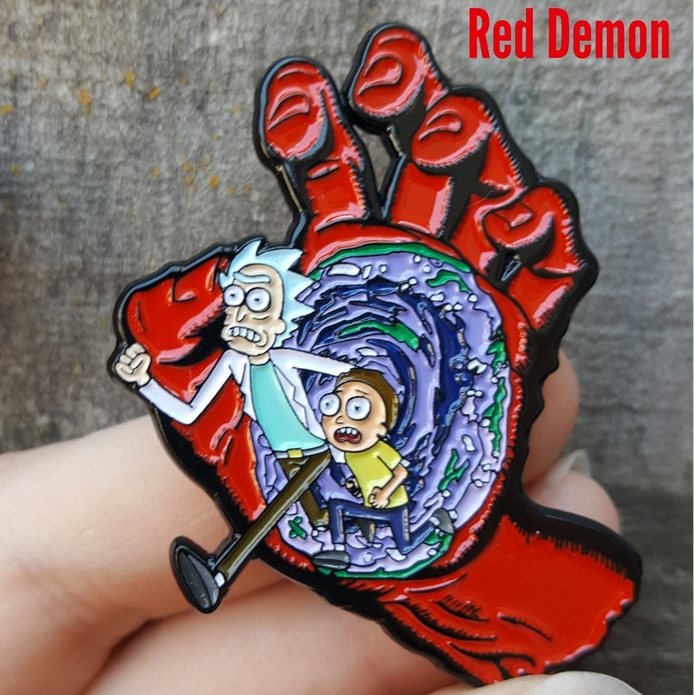 Screamin' Portal Enamel Pin Collab with MOESHII